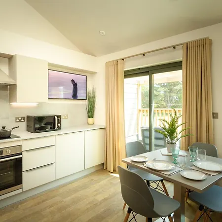 منتجع Les Ormes 5*