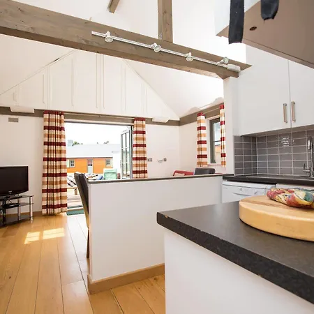 منتجع Les Ormes 5*