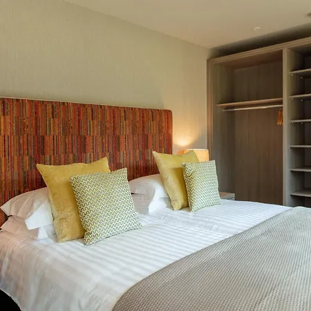 Курортный комплекс Les Ormes 5*